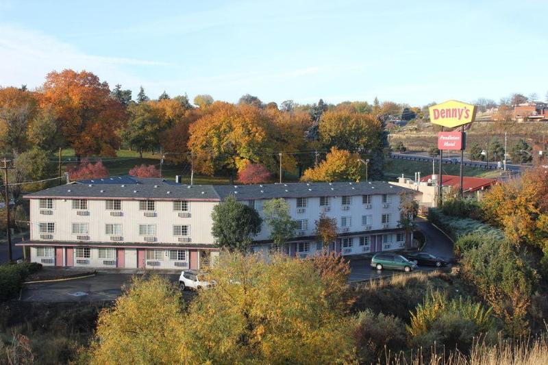 Motel 6 Pendleton, Or - West Екстер'єр фото