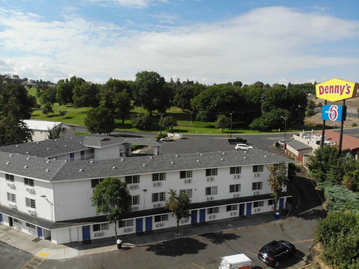 Motel 6 Pendleton, Or - West Екстер'єр фото