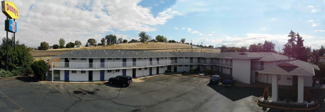 Motel 6 Pendleton, Or - West Екстер'єр фото